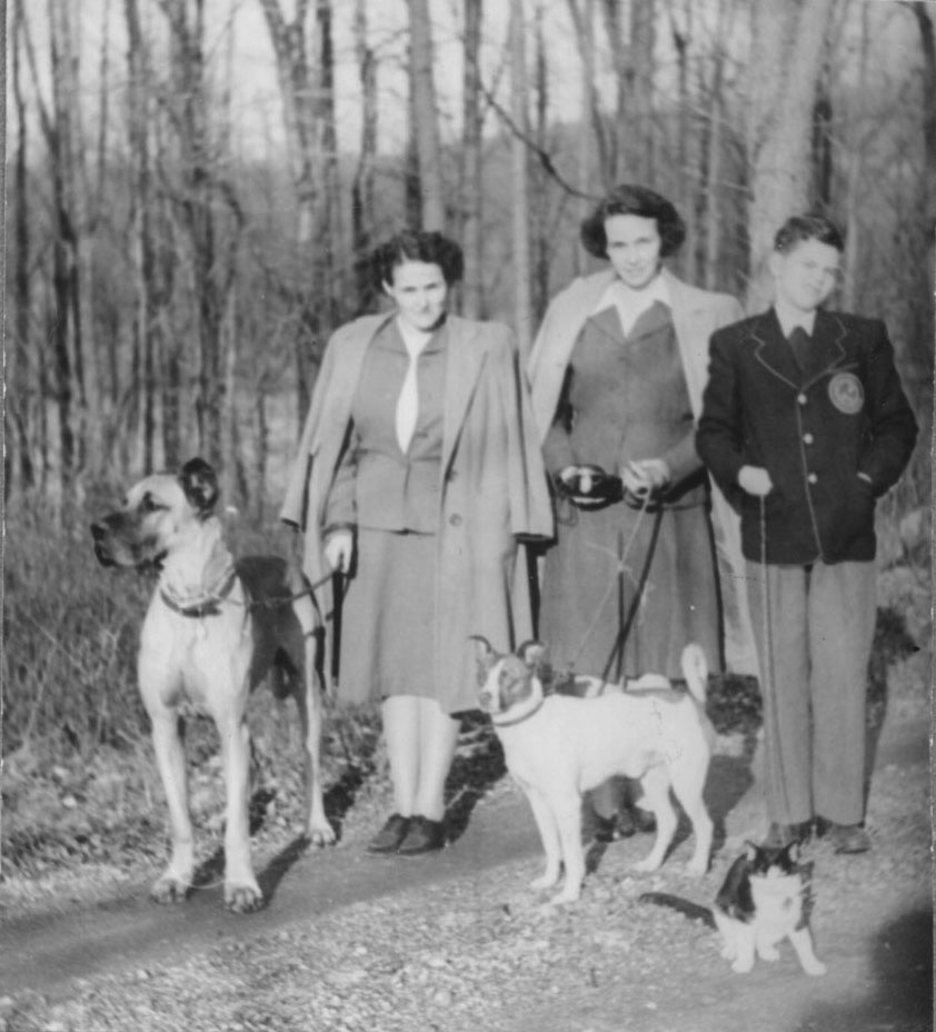 Frances G., Emma L. & George S. Mead
